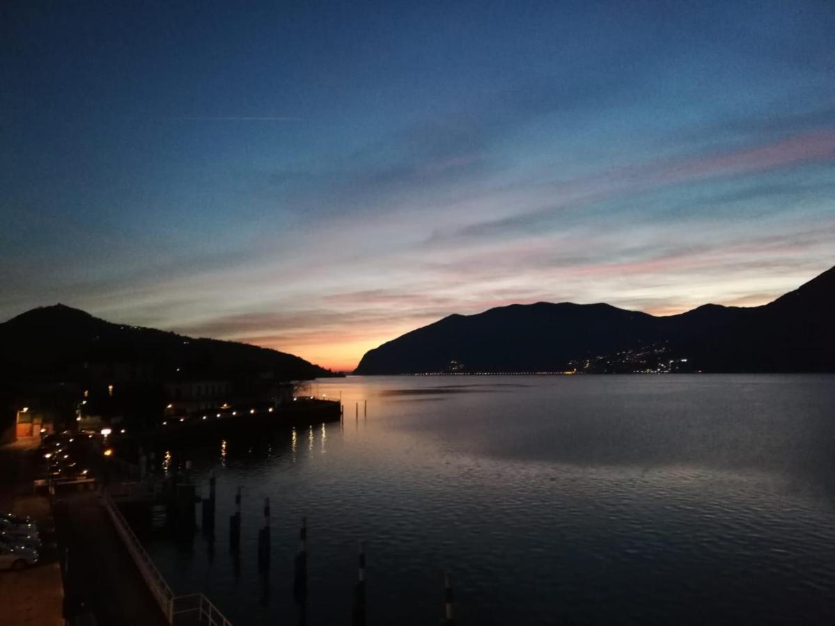 Residenza Di Prestigio In Riva Al Lago Marone Loft Екстериор снимка