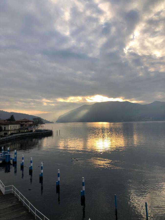 Residenza Di Prestigio In Riva Al Lago Marone Loft Екстериор снимка